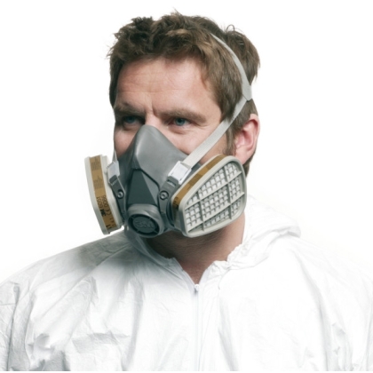 Semimaschera 3M, 6300, taglia L, riutilizzabili, con filtri intercambiabili, serie 6000, indossata