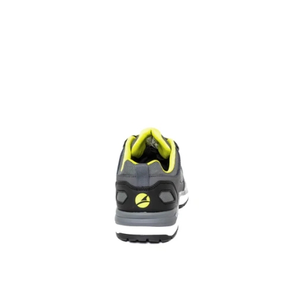 Scarpe Albatros Ultratrail Grey Low, grigie e gialle, con tomaia in pelle e inserti tessili resistenti all'abrasione.